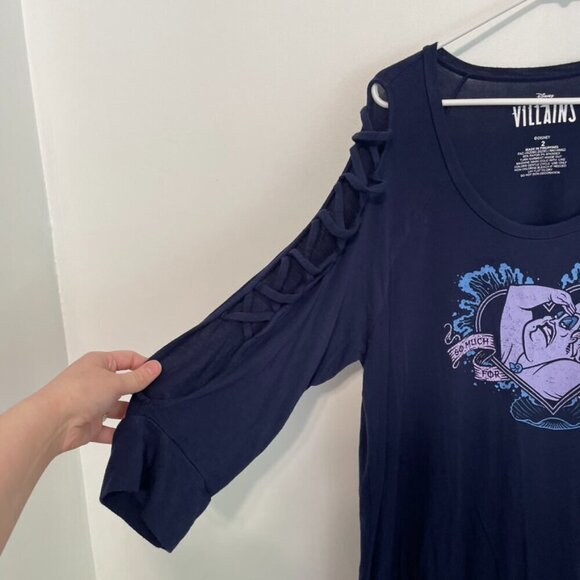 TORRID 2 Plus Size Disney the Little Mermaid Ursula Navy Lattice Sleeve Top 2X - Picture 6 of 16